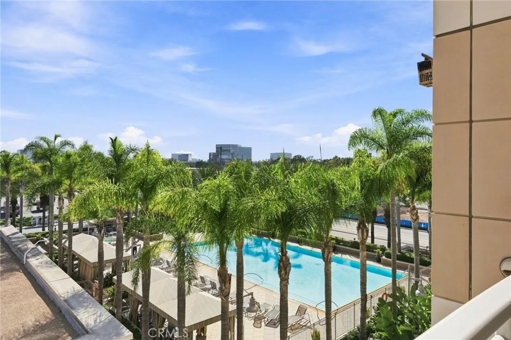 5066 Scholarship Irvine, CA 92612