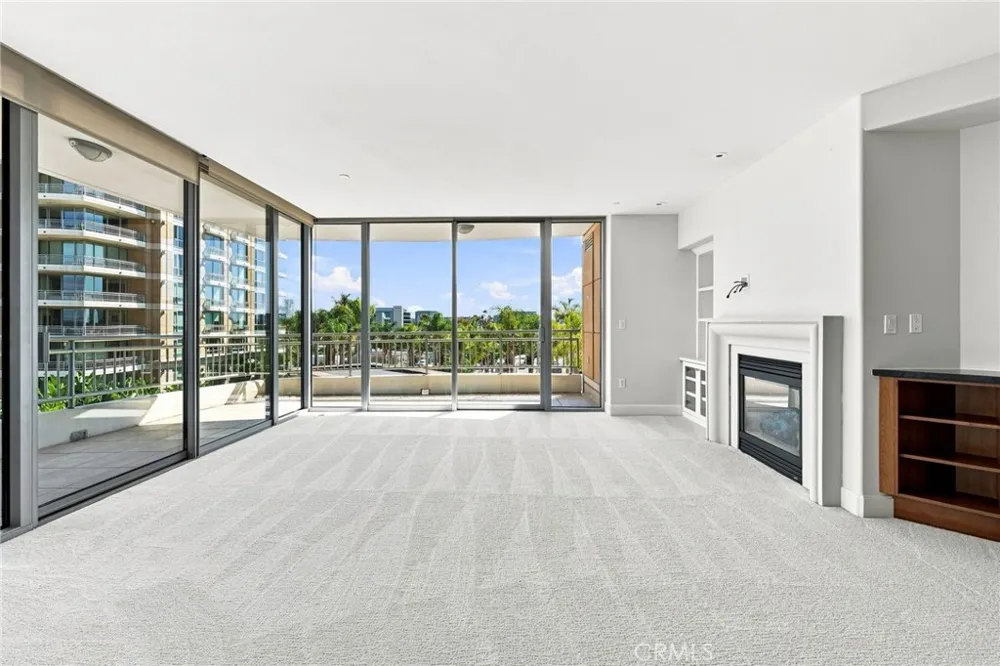 5066 Scholarship Irvine, CA 92612