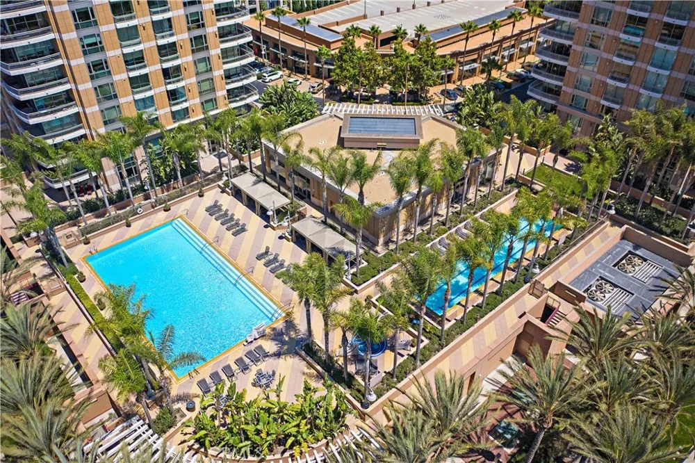 5066 Scholarship Irvine, CA 92612