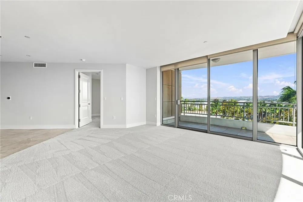 5066 Scholarship Irvine, CA 92612