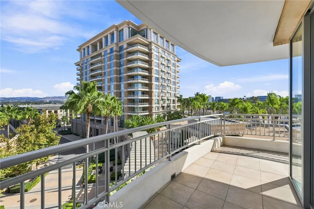 5066 Scholarship Irvine, CA 92612
