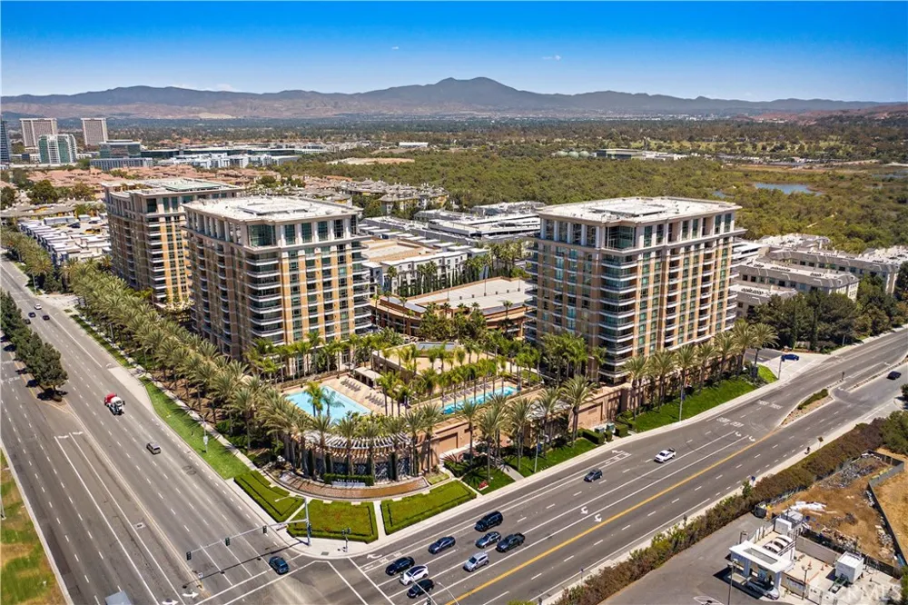 5066 Scholarship Irvine, CA 92612