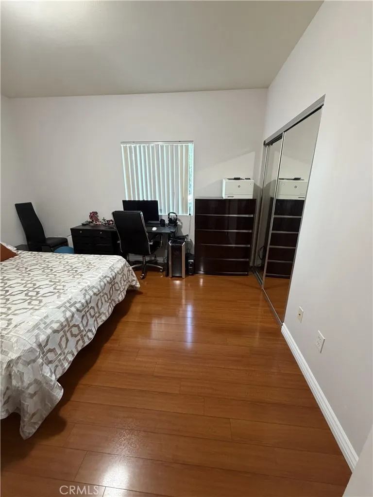 1050 Kingsley #c Hollywood, CA 90029