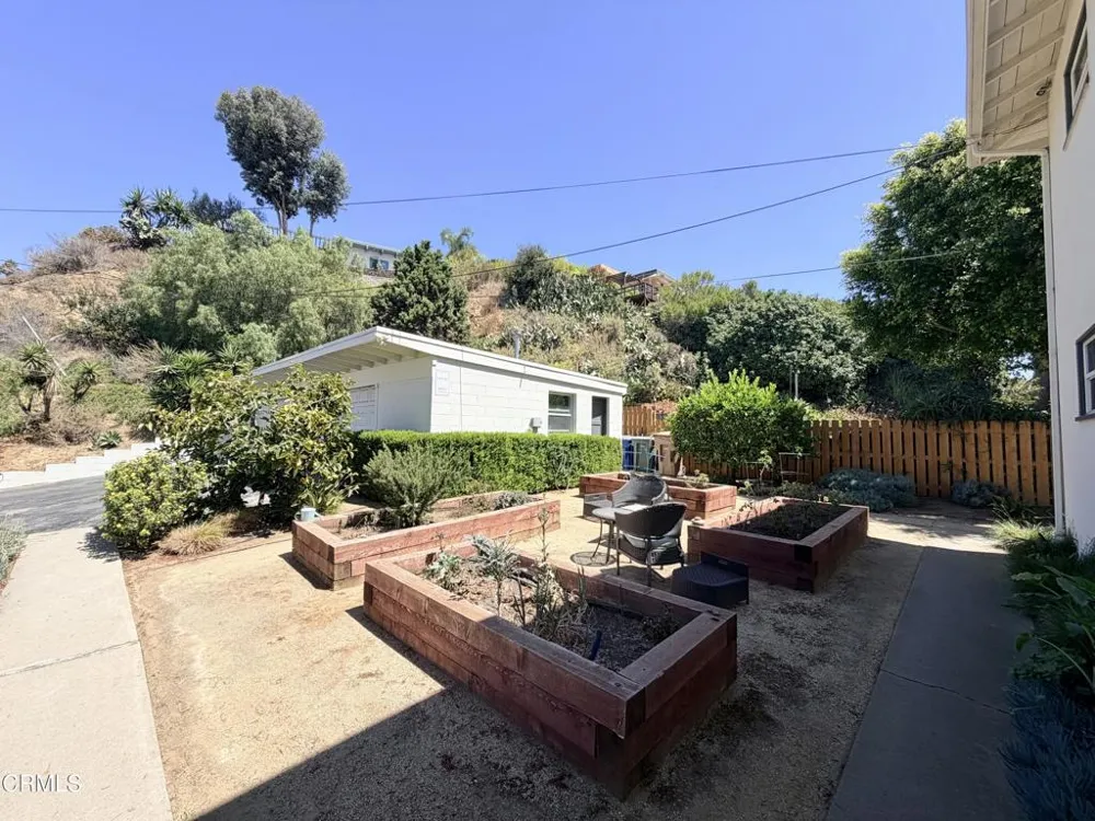102 Kalorama Street #1 Ventura, CA 93001