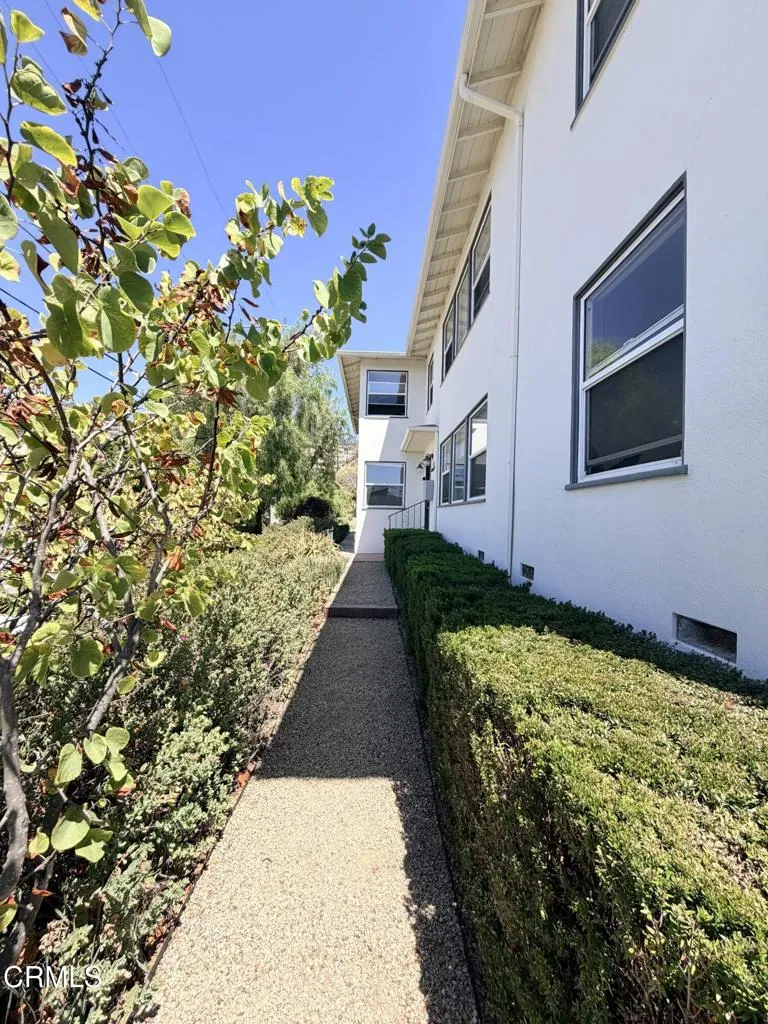 102 Kalorama Street #1 Ventura, CA 93001