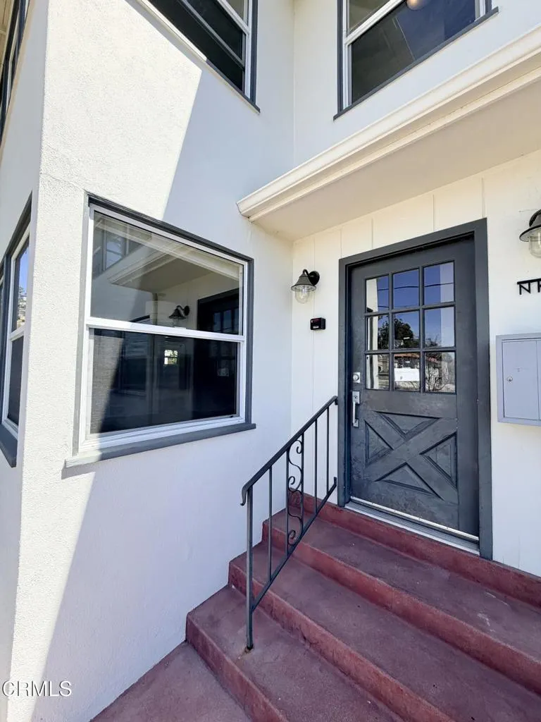 102 Kalorama Street #1 Ventura, CA 93001