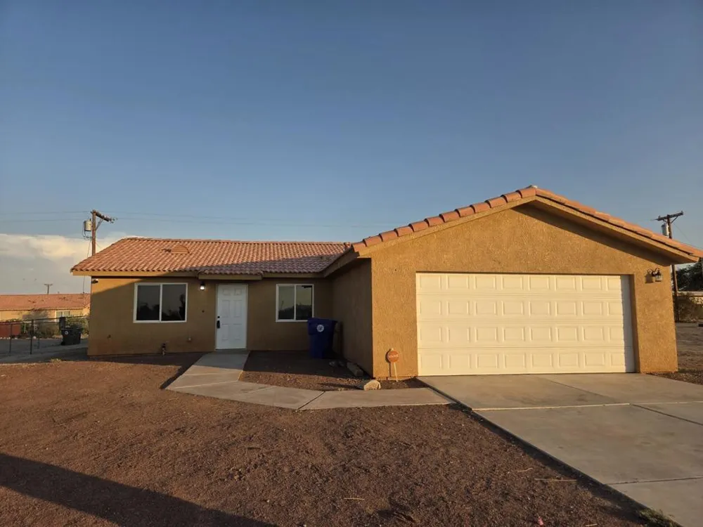 1289 Avalon Avenue Thermal, CA 92274