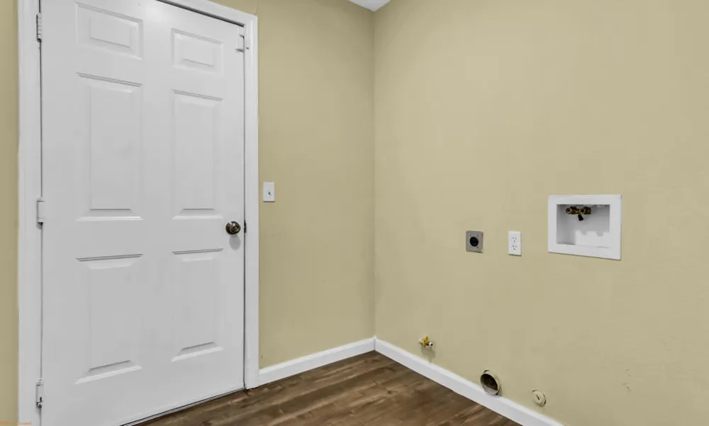 1289 Avalon Avenue Thermal, CA 92274
