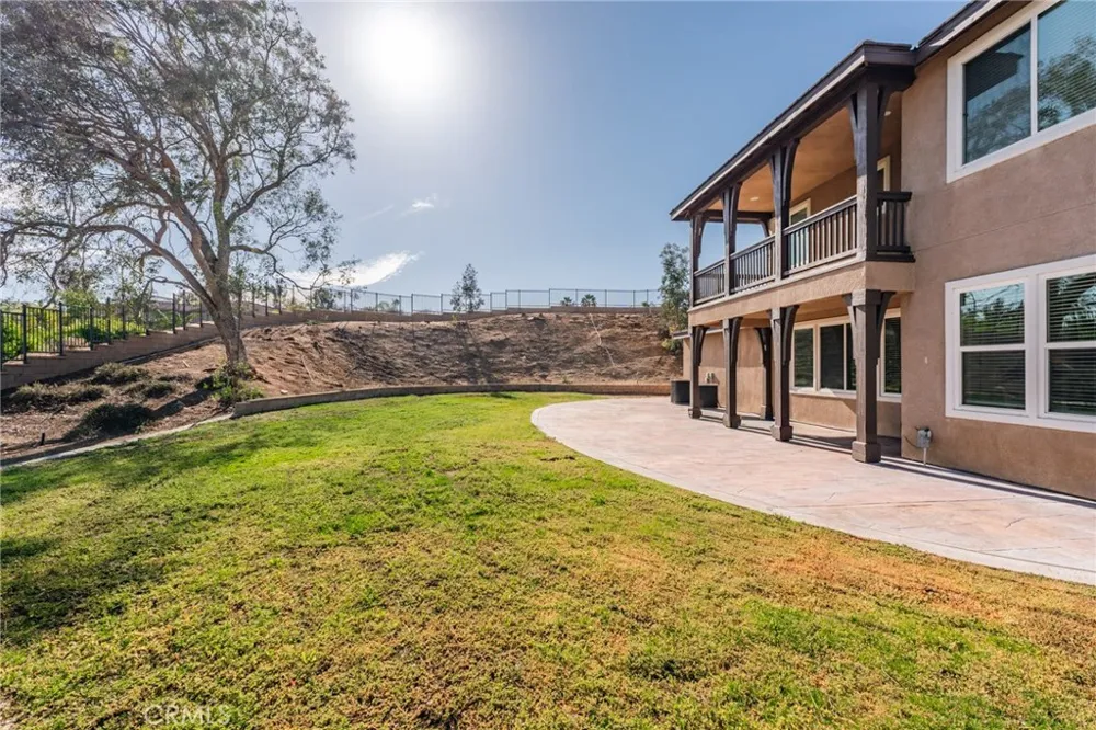 16991 Hidden Trails Riverside, CA 92503