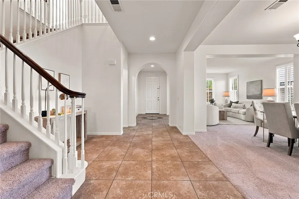 16991 Hidden Trails Riverside, CA 92503