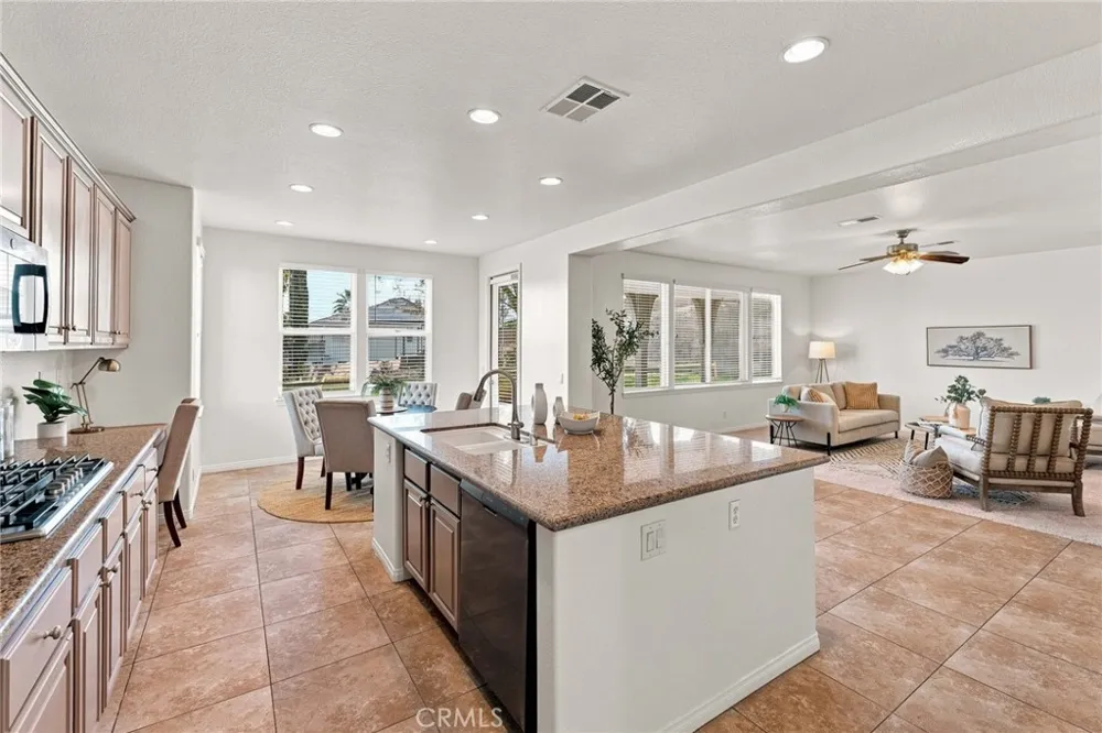 16991 Hidden Trails Riverside, CA 92503