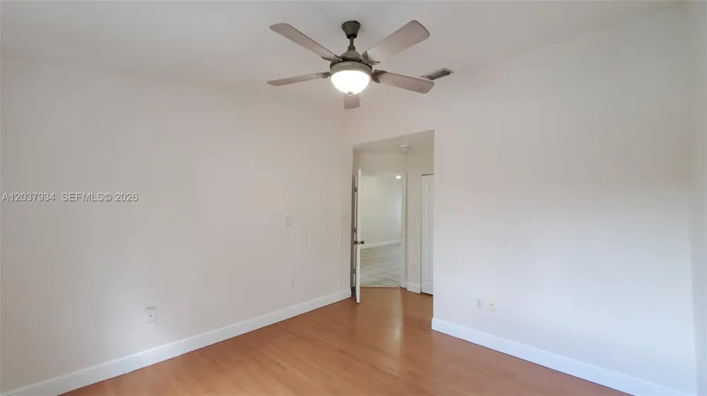 640 NW 79th Ave #202 Pembroke Pines, FL 33024