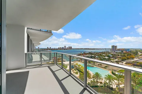 220 Lake Shore Drive #1219