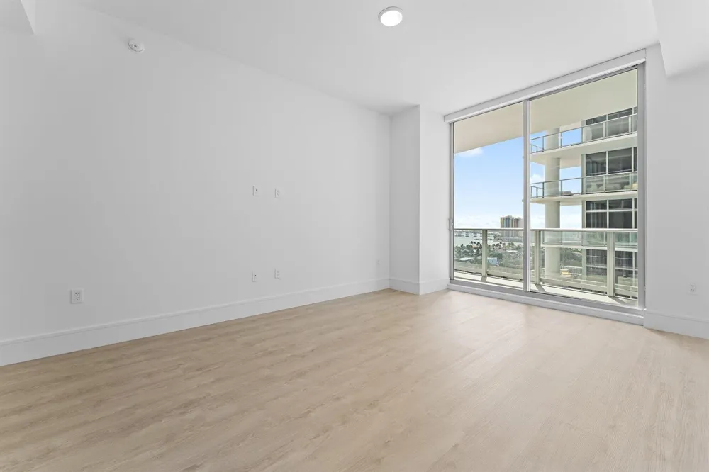 220 Lake Shore Drive #1219 Lake Park, FL 33403