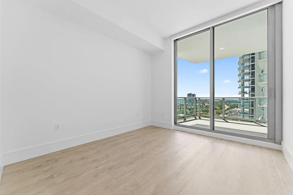 220 Lake Shore Drive #1219 Lake Park, FL 33403