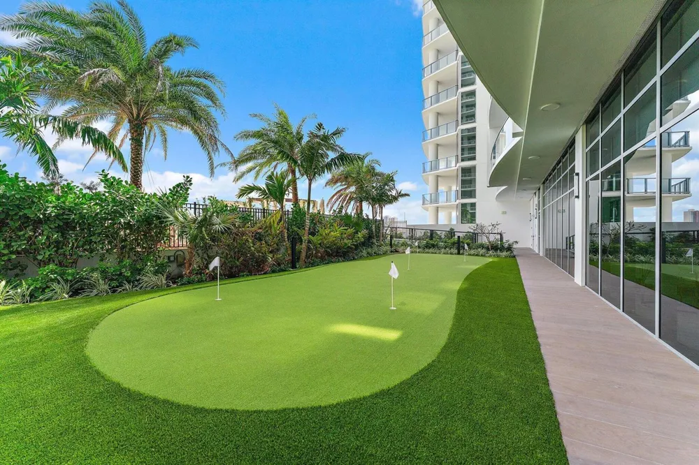 220 Lake Shore Drive #1219 Lake Park, FL 33403