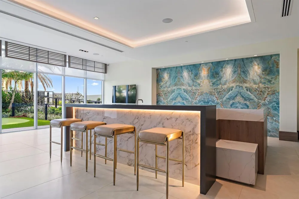220 Lake Shore Drive #1219 Lake Park, FL 33403