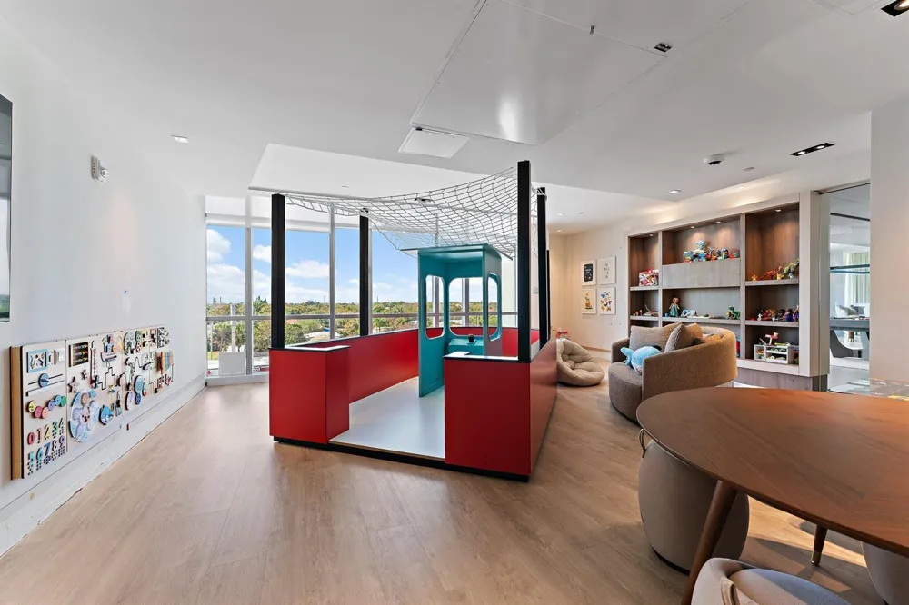 220 Lake Shore Drive #1219 Lake Park, FL 33403