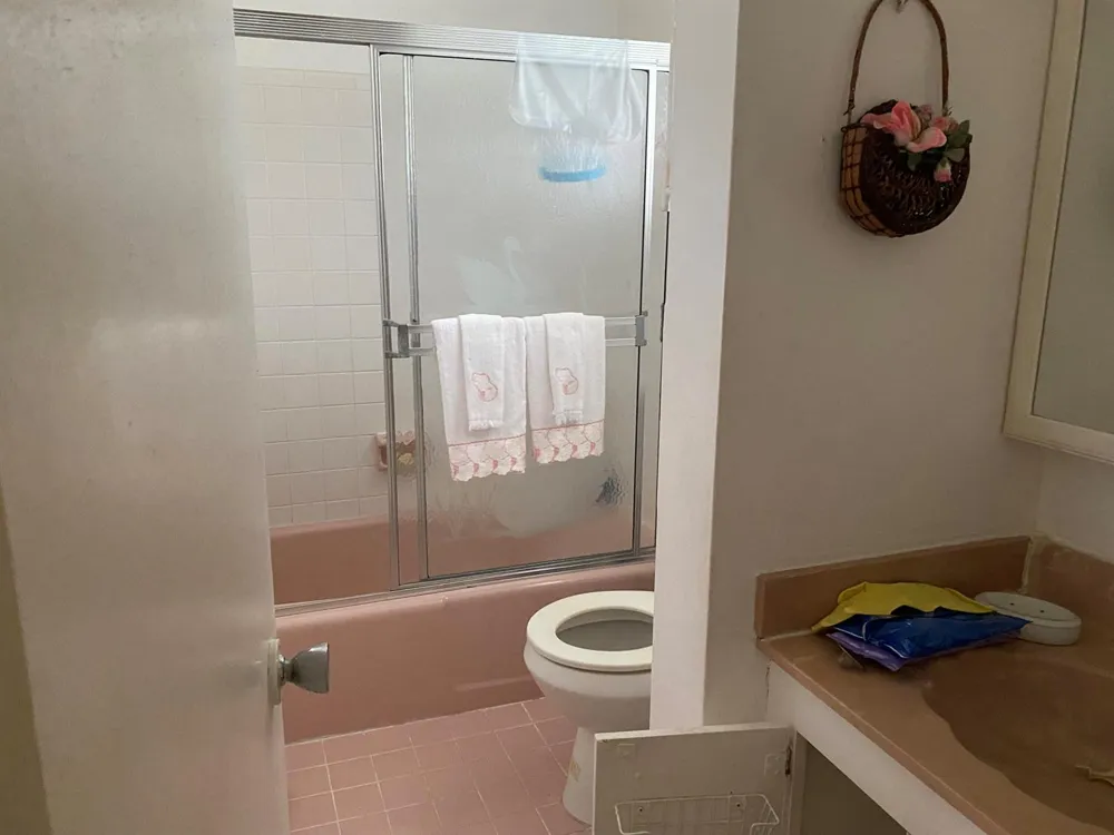 5112 HOLLYWOOD BOULEVARD #25 Hollywood, FL 33021