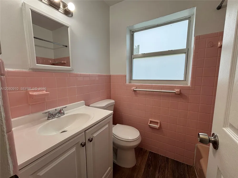 1821 Thomas St #6 Hollywood, FL 33020