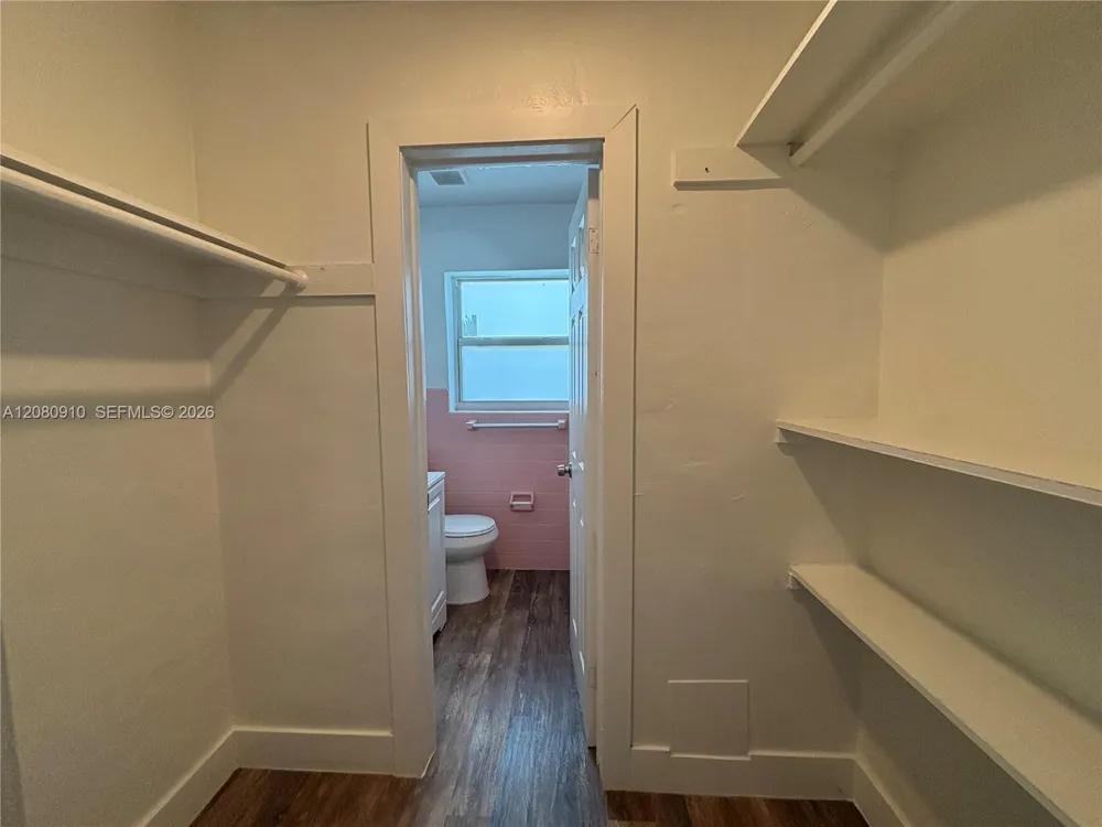 1821 Thomas St #6 Hollywood, FL 33020