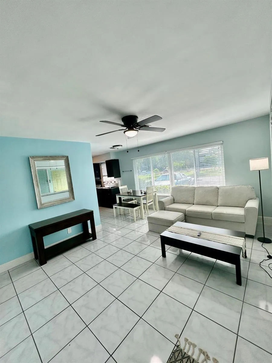 4421 POINCIANA STREET #1 Lauderdale By The Sea, FL 33308