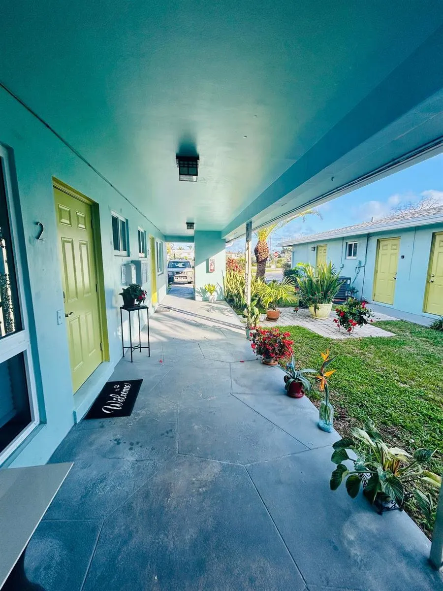 4421 POINCIANA STREET #1 Lauderdale By The Sea, FL 33308
