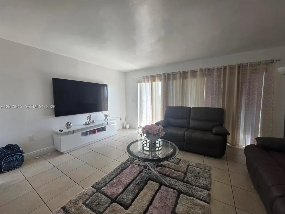 9375 Fontainebleau Blvd #L311 Miami, FL 33172