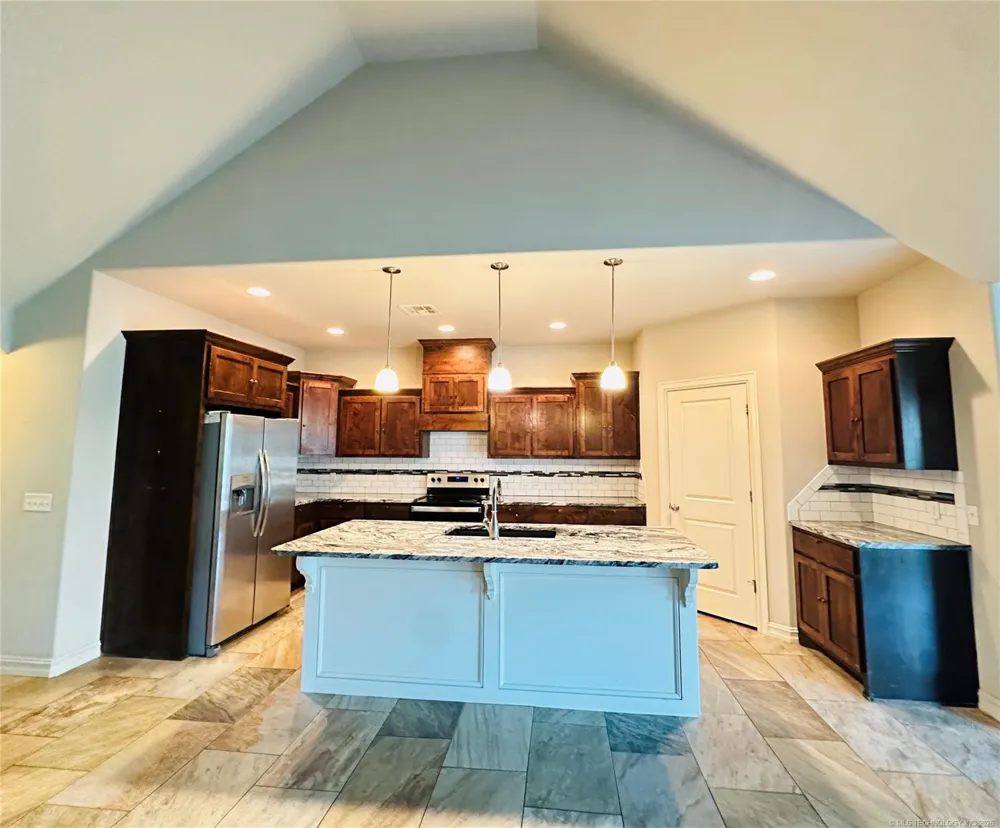 8111 75th EastAvenue Owasso, OK 74055