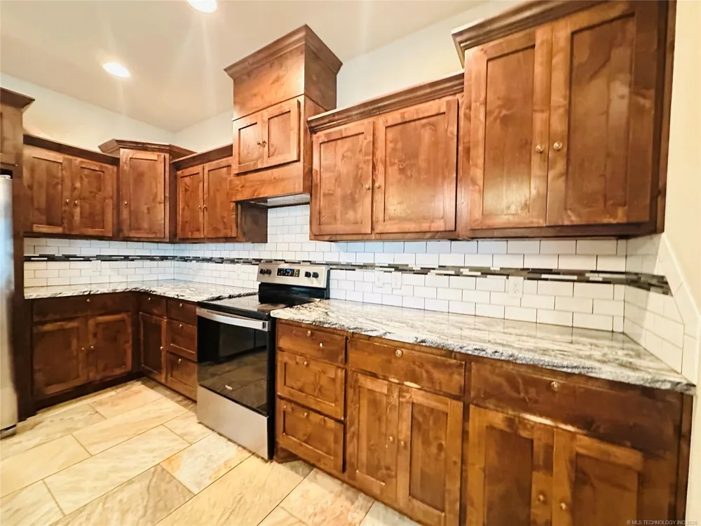 8111 75th EastAvenue Owasso, OK 74055