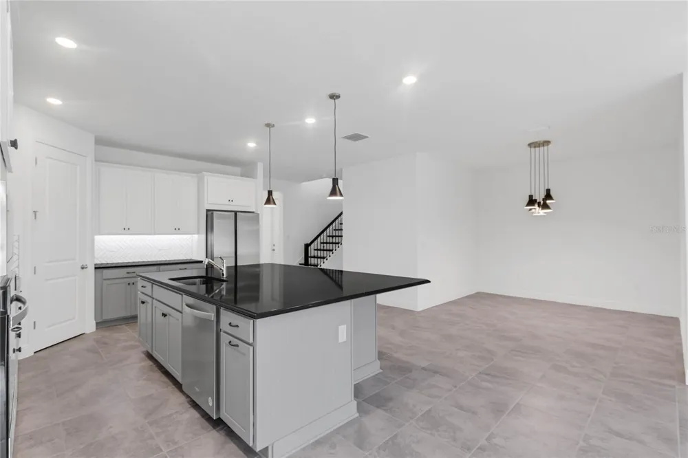 4518 LIONS GATE AVENUE Clermont, FL 34711