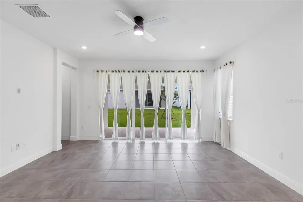 4518 LIONS GATE AVENUE Clermont, FL 34711