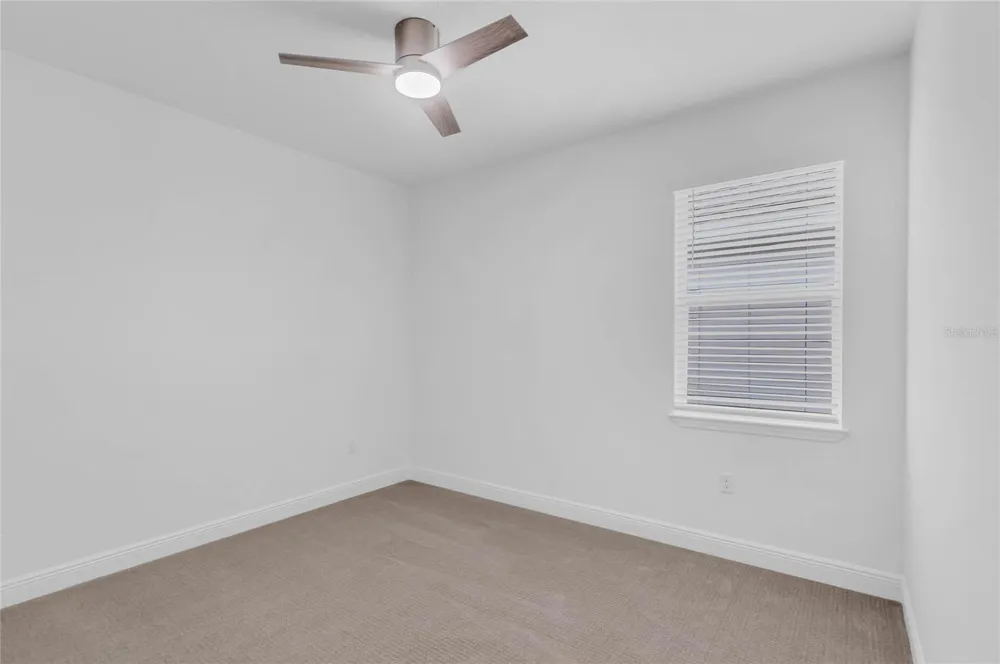 4518 LIONS GATE AVENUE Clermont, FL 34711