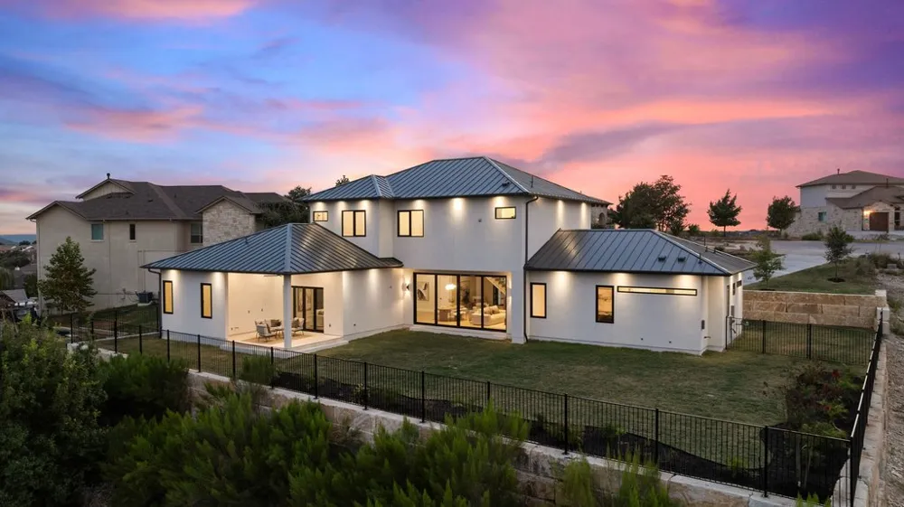 1508 Chalk Bluff Court Leander, TX 78641