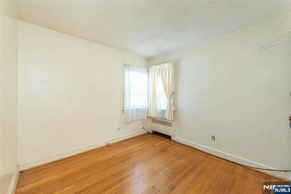 385-387 41st Street Paterson, NJ 07504