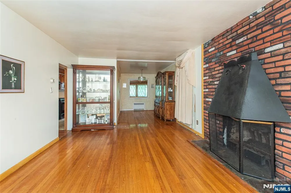 385-387 41st Street Paterson, NJ 07504