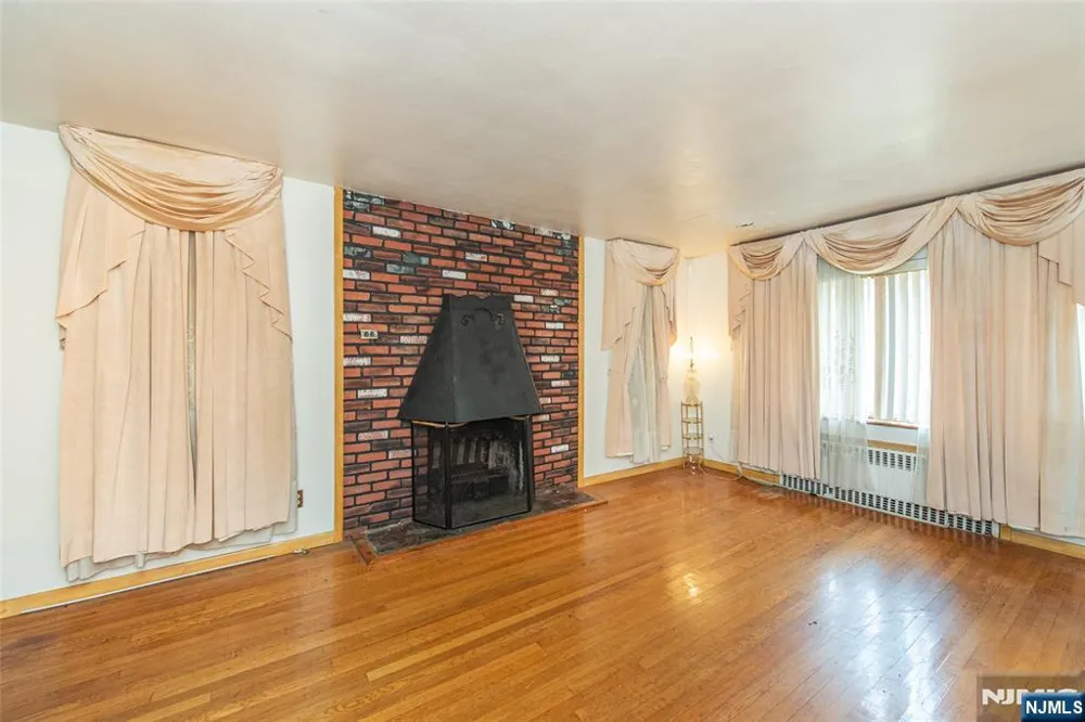 385-387 41st Street Paterson, NJ 07504