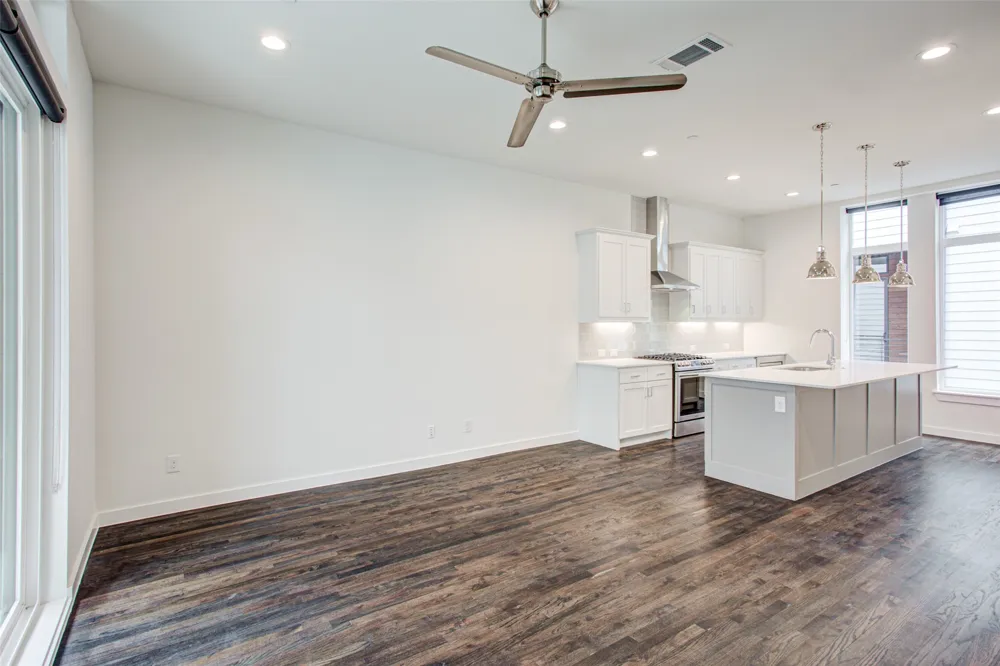2190 Bennett Avenue #302 Dallas, TX 75206