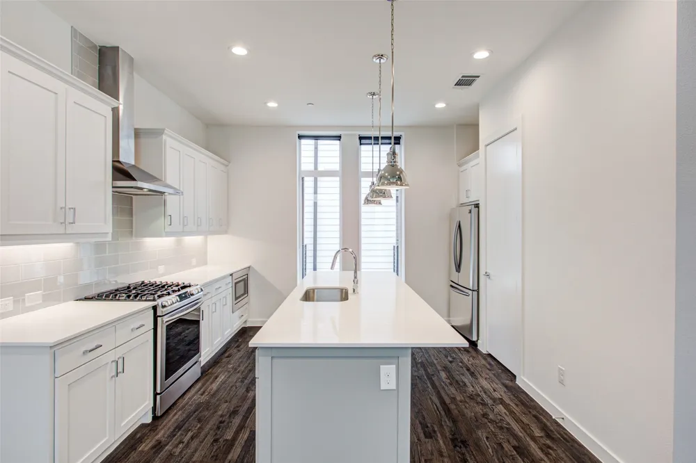 2190 Bennett Avenue #302 Dallas, TX 75206