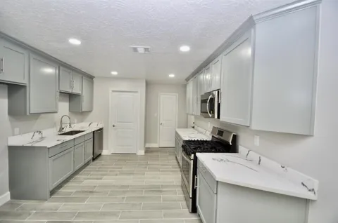 734 Hambrick Court