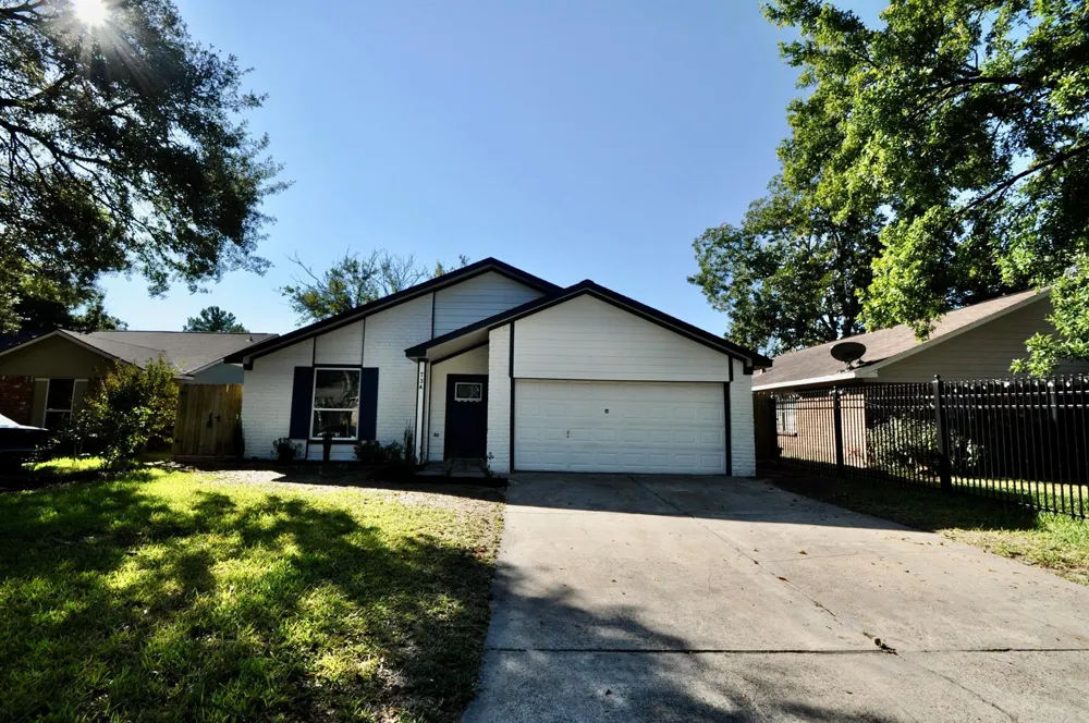 734 Hambrick Court Houston, TX 77060