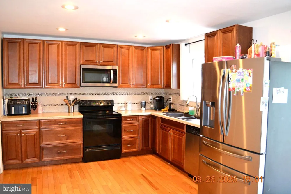 842 TURF VALLEY DRIVE Pasadena, MD 21122