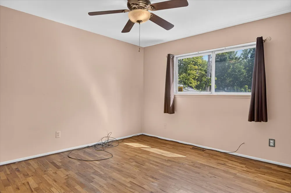 30308 Yorkshire Drive Madison Heights, MI 48071
