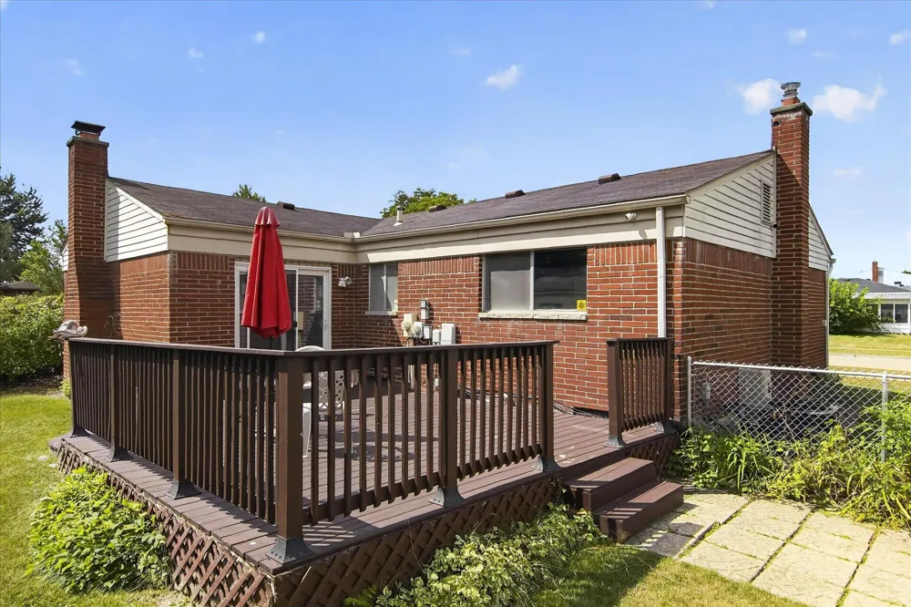 30308 Yorkshire Drive Madison Heights, MI 48071
