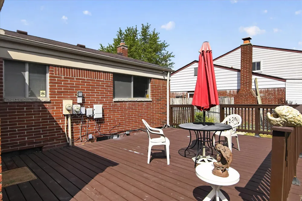 30308 Yorkshire Drive Madison Heights, MI 48071