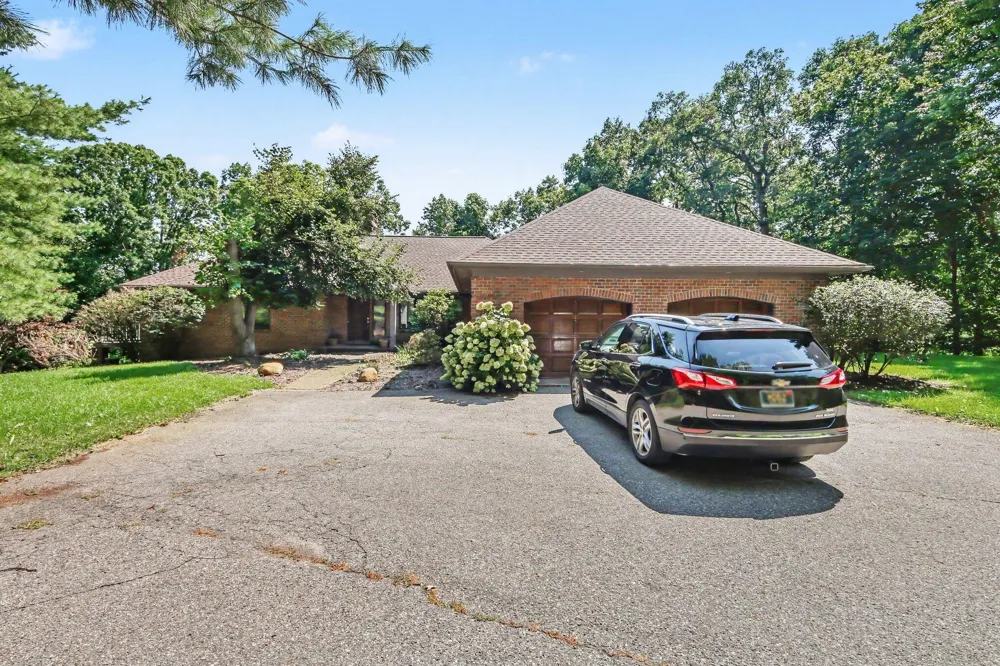 5075 Spring Ridge Drive NE Ada, MI 49301