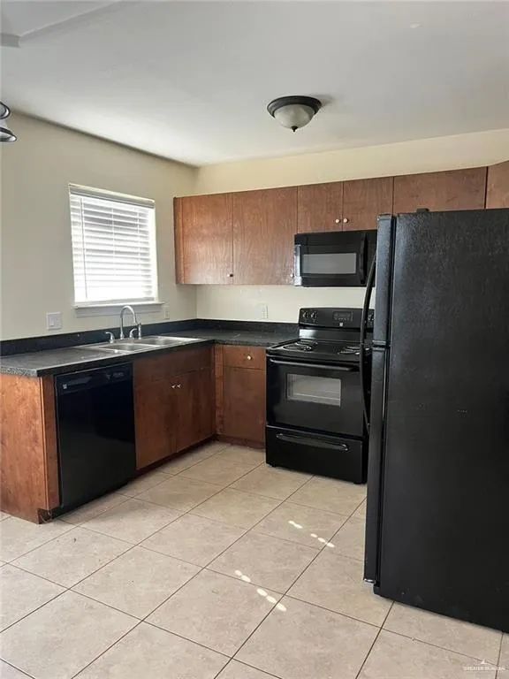 3907 S Radisson Avenue #D Pharr, TX 78577
