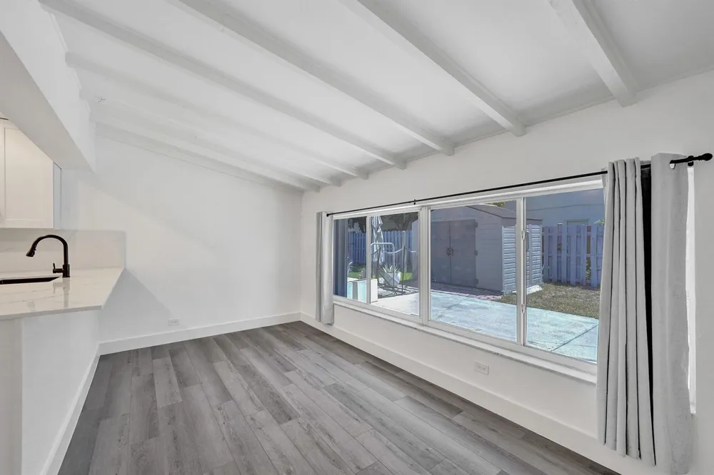 1738 NE 52nd Street Fort Lauderdale, FL 33334