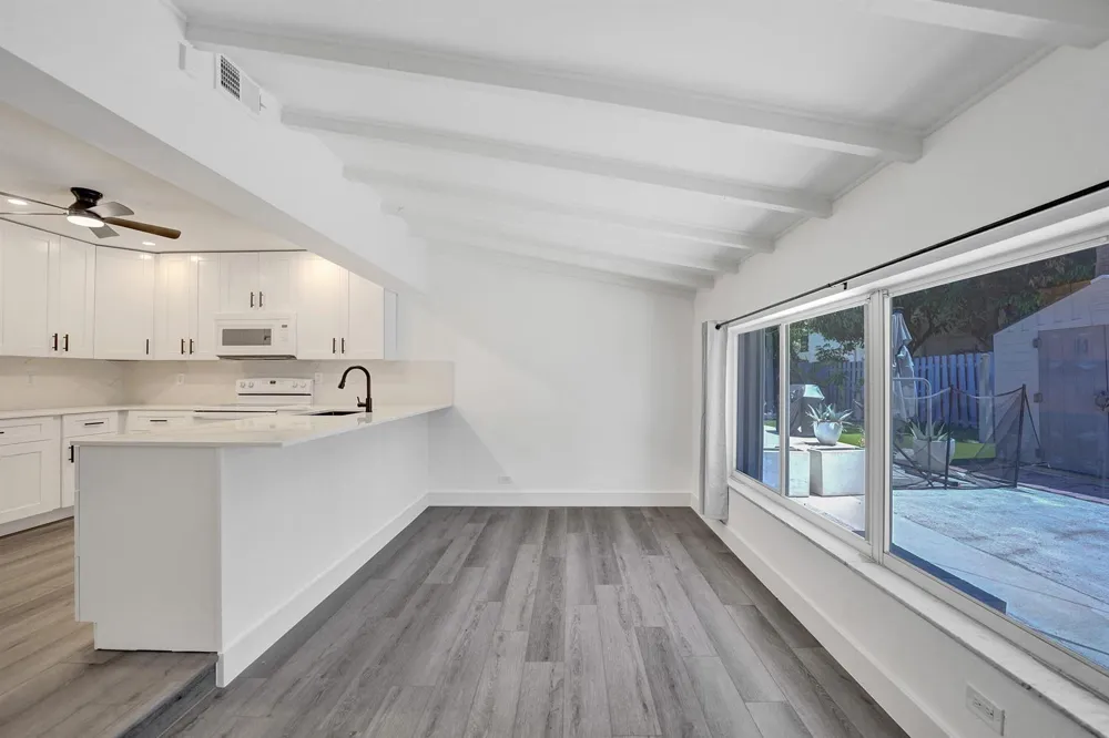 1738 NE 52nd Street Fort Lauderdale, FL 33334