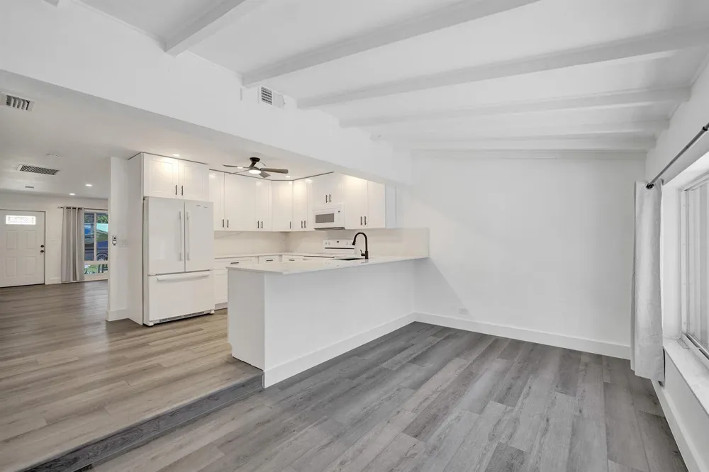 1738 NE 52nd Street Fort Lauderdale, FL 33334